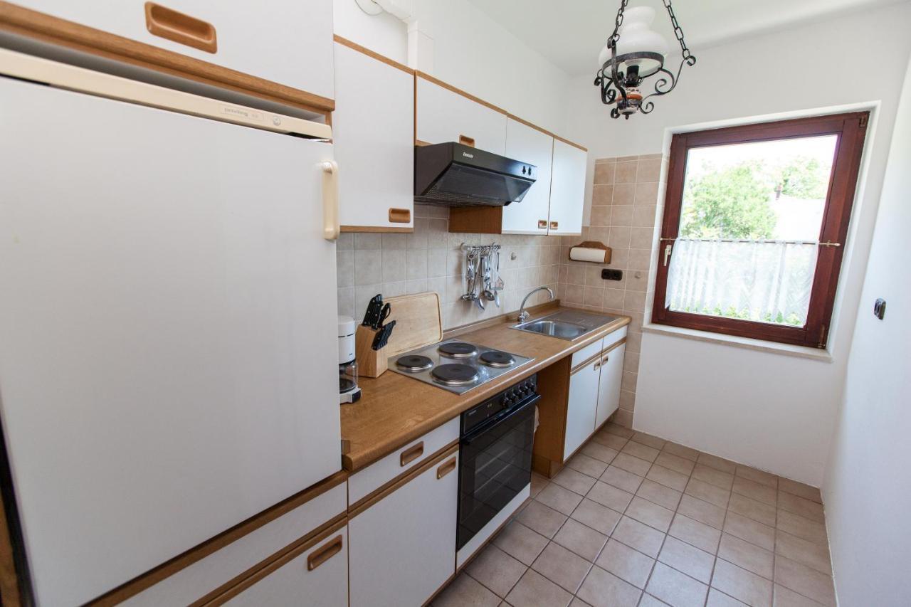 Villa Lesic Dramalj Exteriör bild