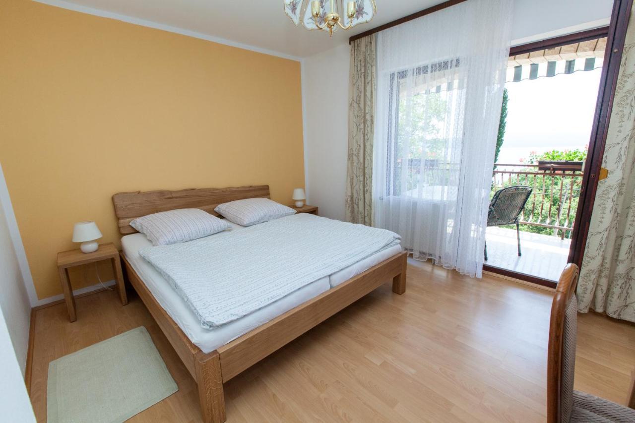 Villa Lesic Dramalj Exteriör bild